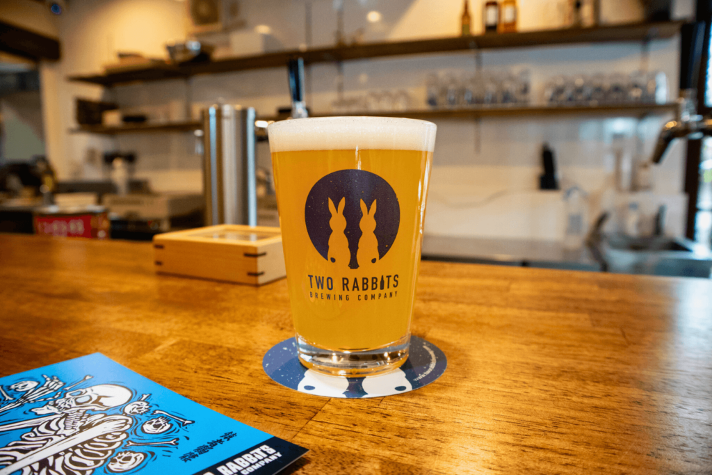 TWO RABBITS BREWING（トゥーラビッツ）のクラフトビール、GASHADOKORO Hazy IPA