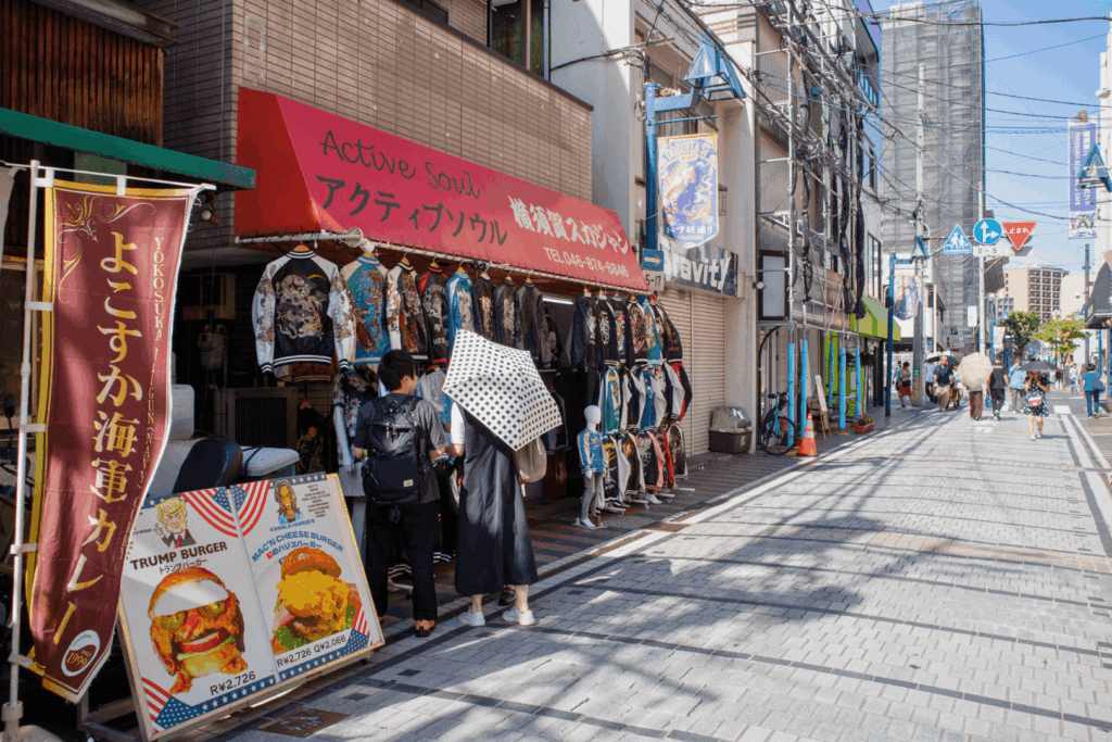 ドブ板通り商店街